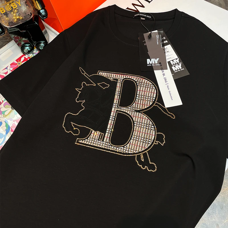 المحطة الأوروبية تي شيرت الرجال الماليزية نمط الطب...