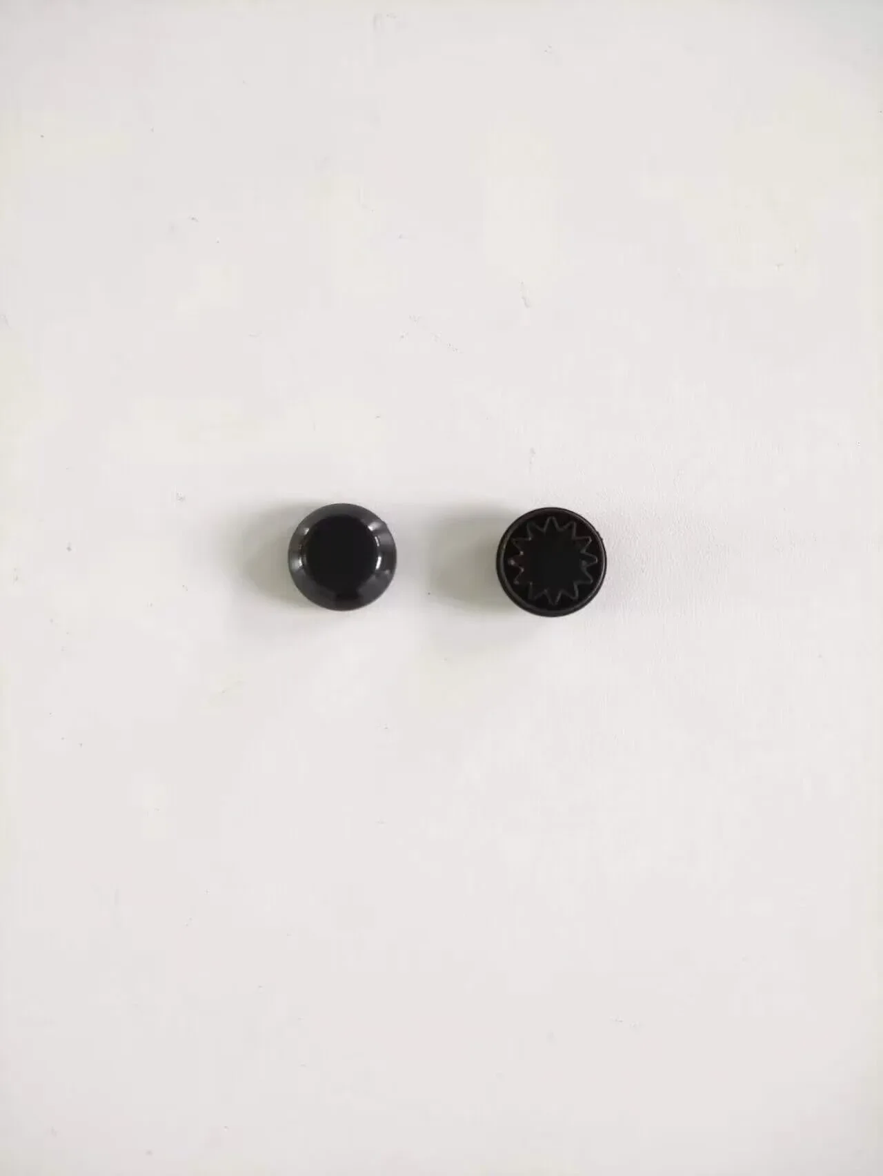 

1/2pc 55155765AA 53112640 for Jeep Grand Cherokee 1999-2023 Windshield Wiper Arm Cap