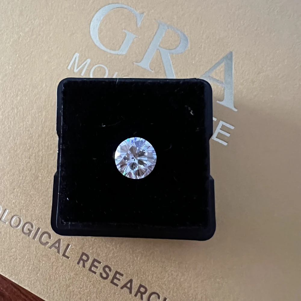 VVS1 6.5mm 1.0ct Sakura Cut Moissanite Diamonds D Color Round Excellent Cut Stone For Ring Making