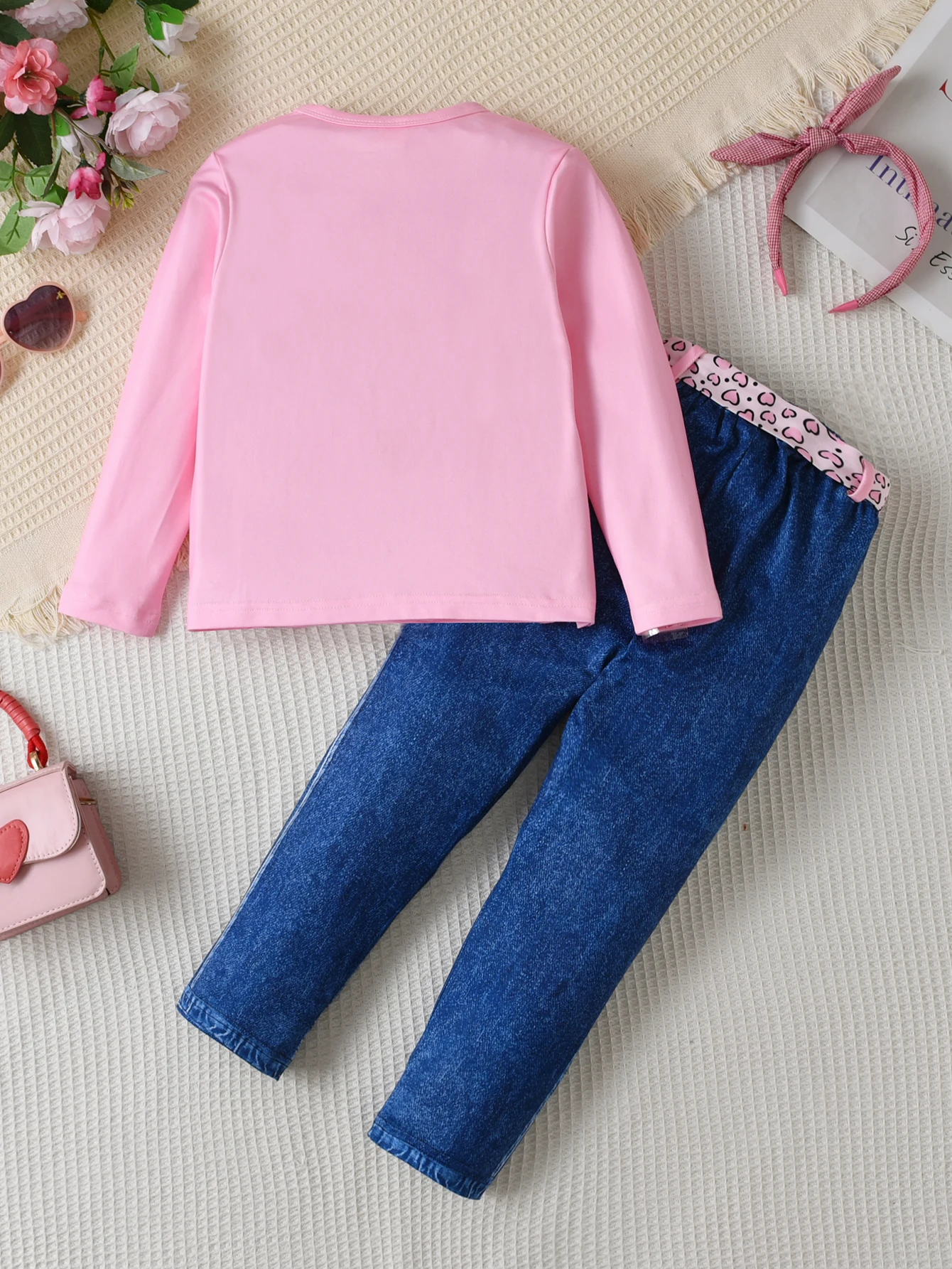 ملابس للفتيات بطبعة جلد النمر الوردي ، بلوفر وبنطا...