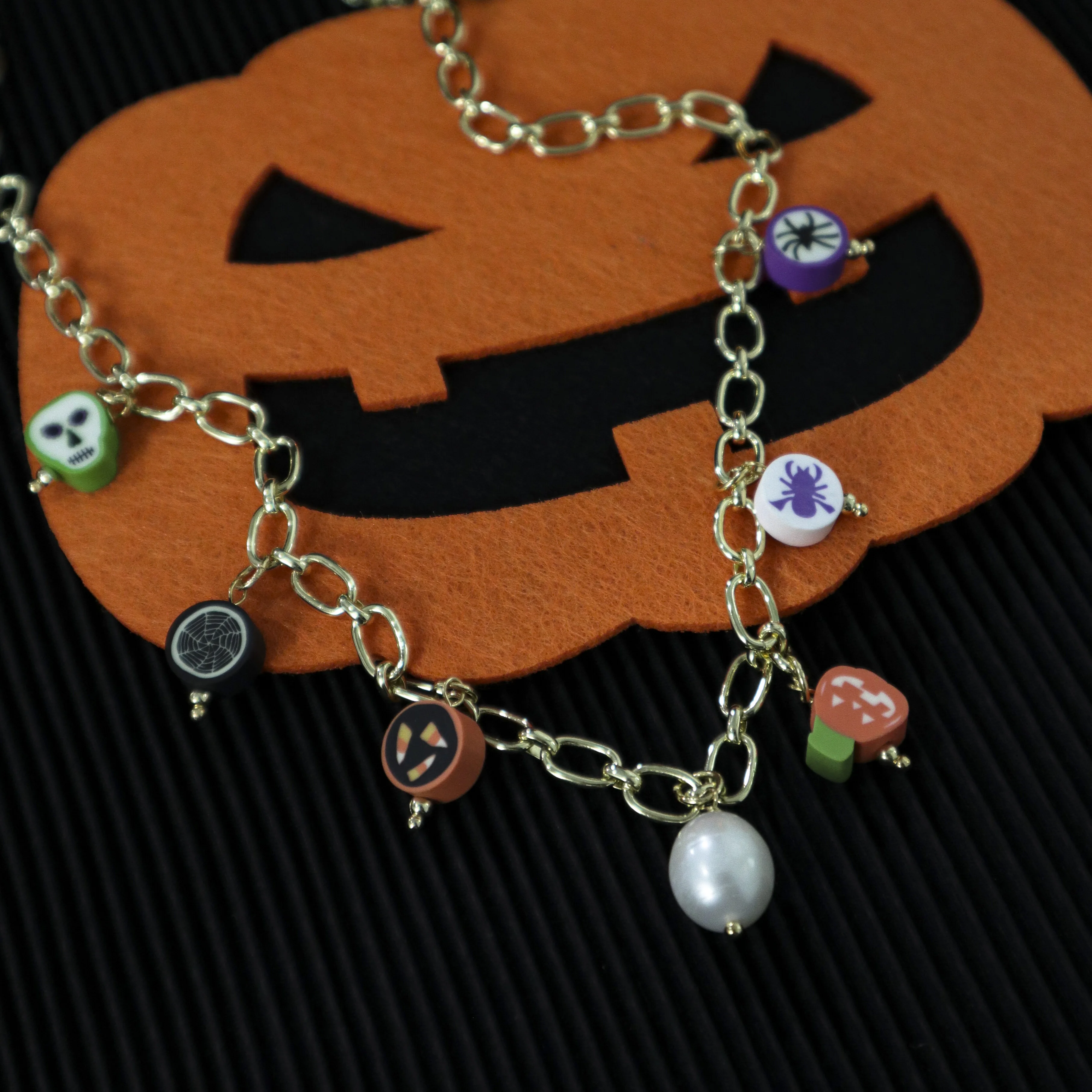 etail and Wholesale Fashion Party Pearl Necklace   halloween Pedant for Woman and Girl Holiday Gift