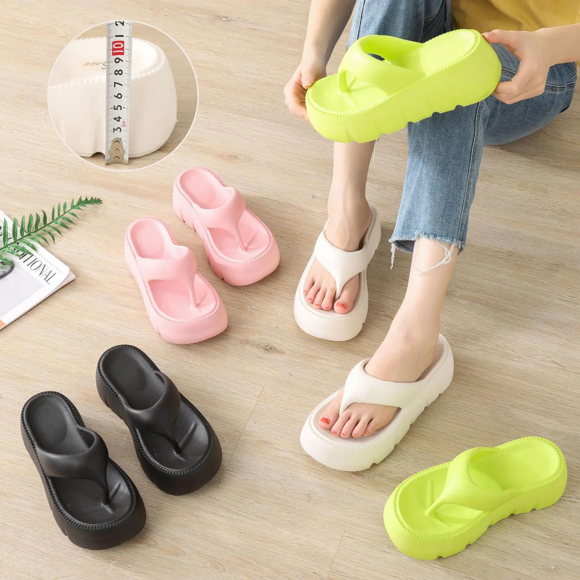 

L045-Women's new wear-resistant thick-soled flip-flops, summer casual outer wear, increased soft-soled beach slippers