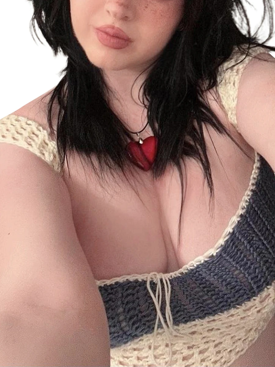 Рисунок 3 - Женский комплект одежды из 2 предметов Y2K