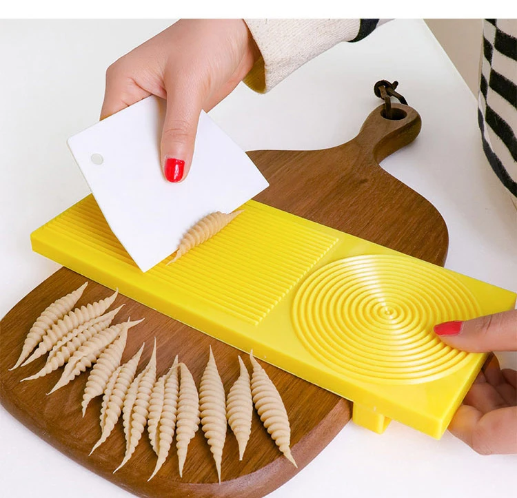 S5e7b05162ddf43a09a07882645b3038bP Wielofunkcyjne narzędzia do makaronu DIY Spaghetti makaron ekspres do makaronu maszyna do makaronu makaron Making Planchette forma kuchenna gadżet