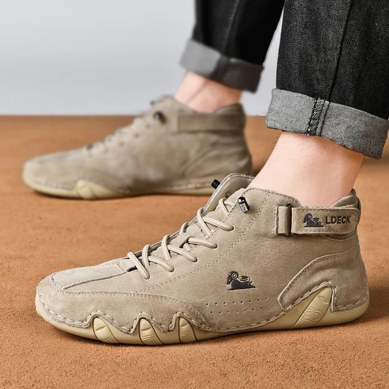 Leather Walking Shoes for Men 2023 New Casual Luxury Man Boots Outdoor High Top Sneakers Fashion Roman Footwear Motorcycle Boots