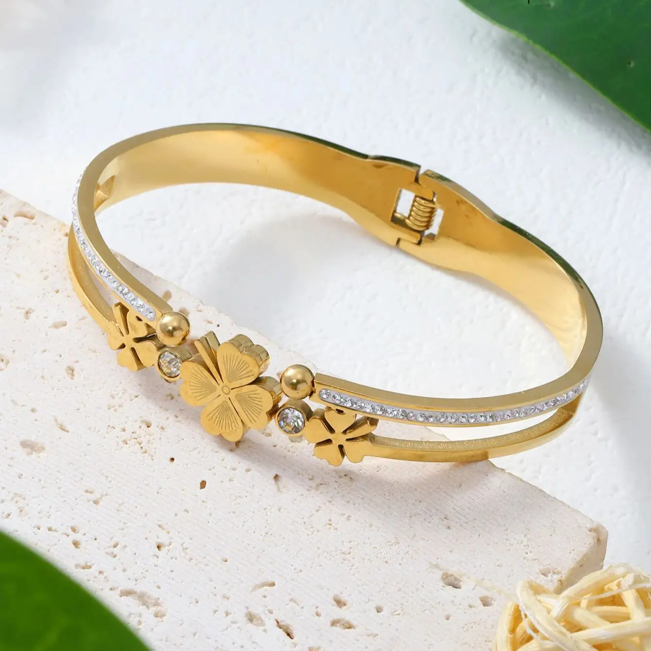 St. Patrick's Day Bangle Stainless Steel Jewelry Four-leaf Clover Cuff Bracelet Female CZ Bangles For Women bangle bracelet stainless steel bracelet