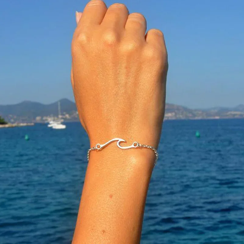 

Bangles Sea Wave Bracelets Women Simple Jewellery Bracelet Jewelry Fashion Unisex Elegant Trendy Silver Color Zinc Alloy Armband