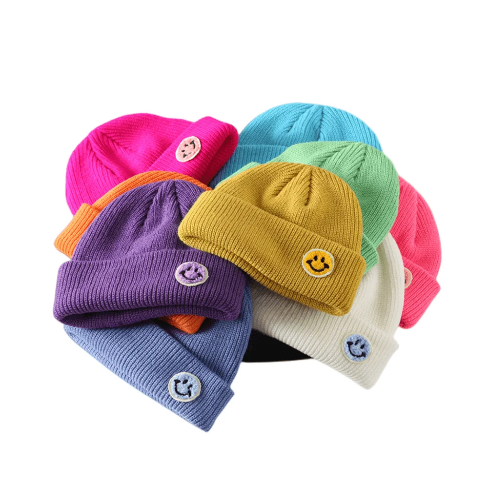 

Winter Smiley Patch Knitted Hats Unisex Skullies Beanie Hat Women Outdoor Sports and Leisure Men Warm Bonnet Beanies Caps