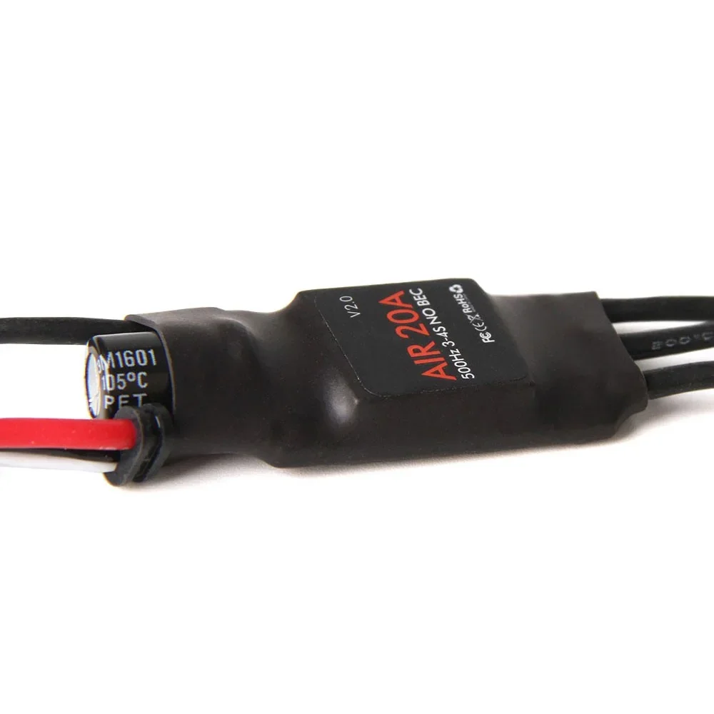 Détail des soudures et composants électroniques du contrôleur de vitesse T-MOTOR Air 20A 3-4S pour drone