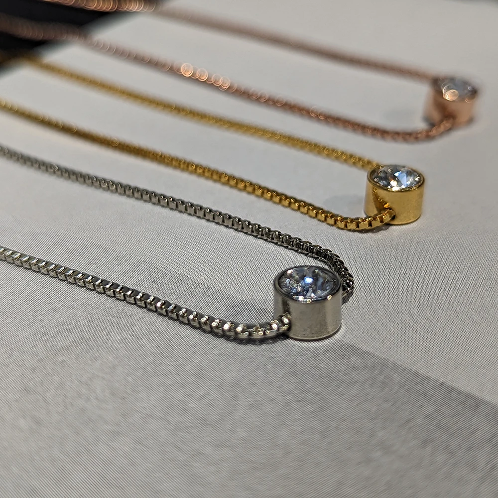 

Amorita boutique simple necklace