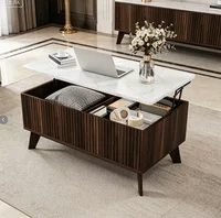 Table basse moderne avec plateau relevable et rangement, plateau effet marbre et finition chêne clair, table centrale de salon à hauteur réglable, 105 cm 1