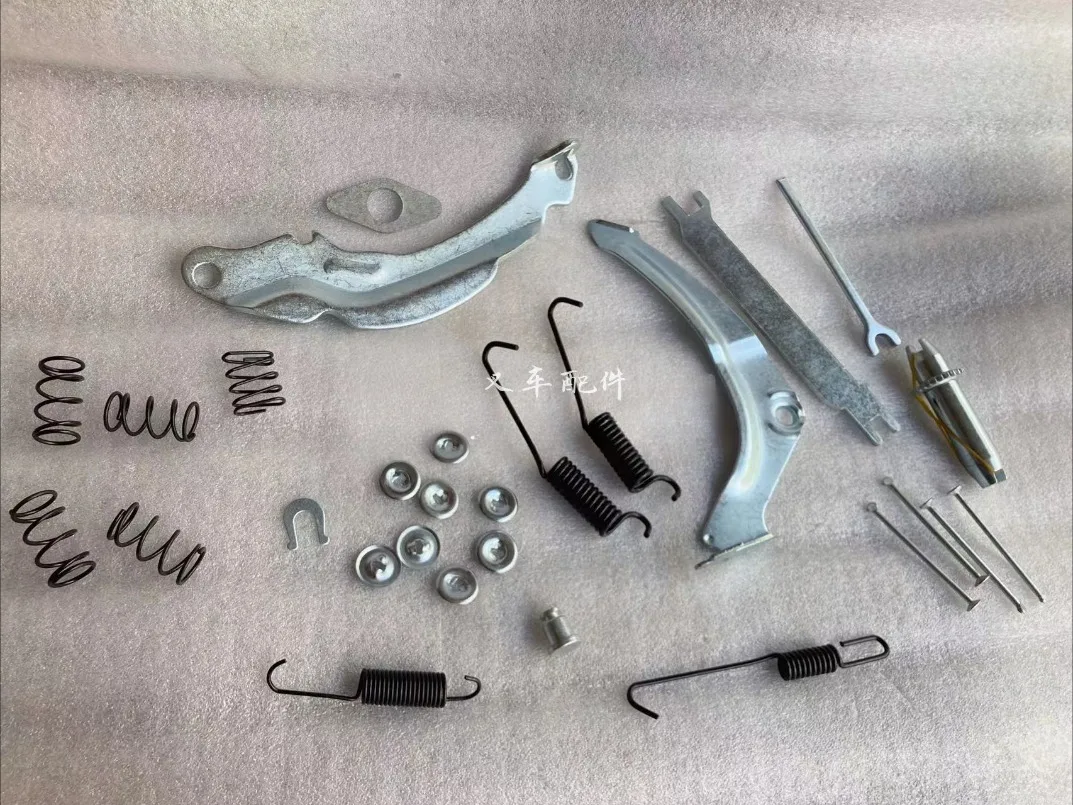 A pair for Toyota Forklift Accessories 5F 6F 7F 8F 2 Ton 2.53 Ton Brake Disc Repair Kit Brake Repair Kit