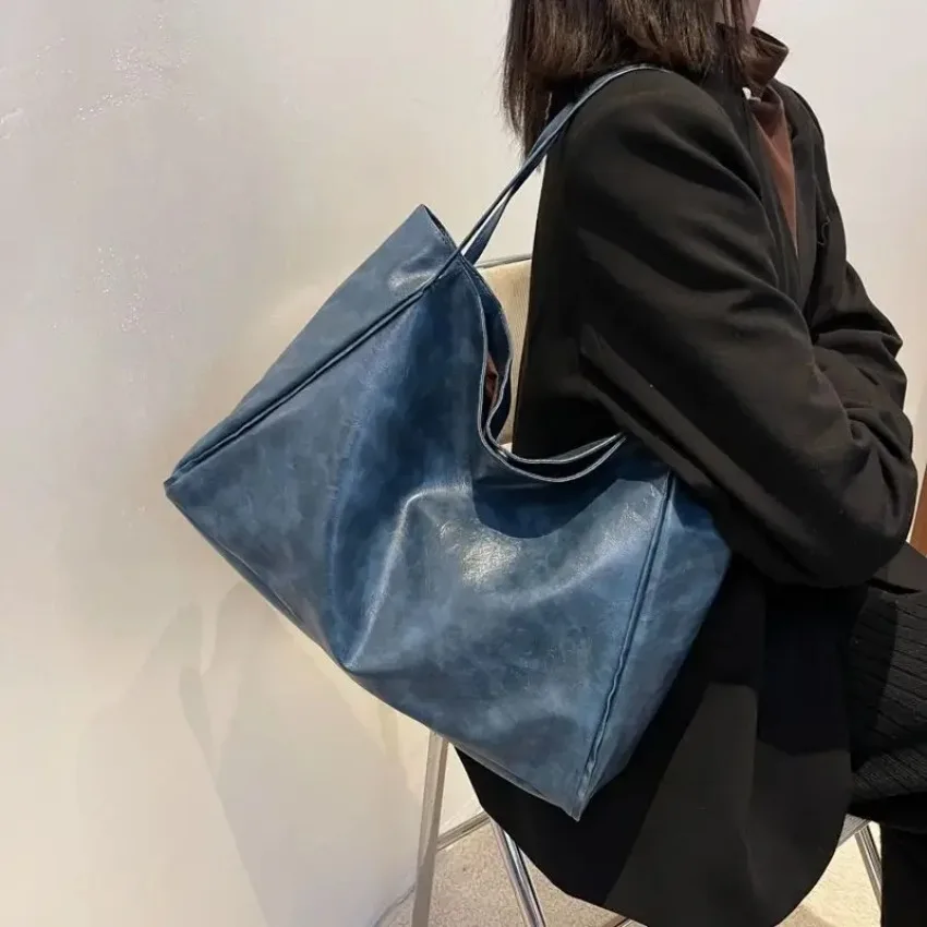 Vintage Red Womens Tote Bag Athletic Casual Fashion Large Capacity Leather Shoulder Bag Shopper Harajuku Simple Handbag