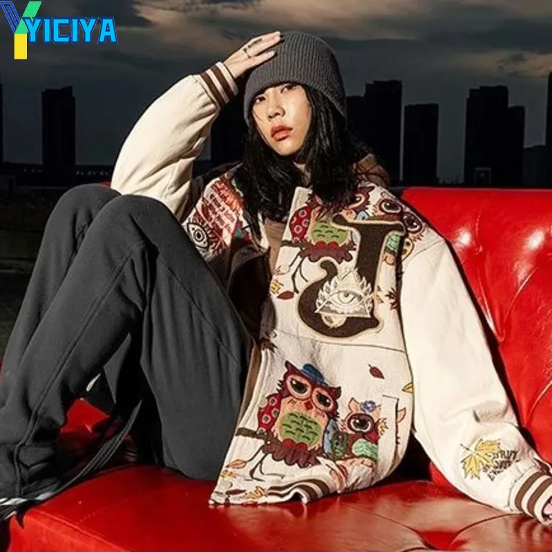 Рисунок 2 - Женская зимняя куртка-бомбер YICIYA