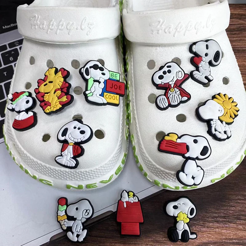 Shoe Charms MINISO Snoopy DIY Clogs Sandals Shoe Decorations Accessories PVC Buckle For Kids Christmas Birthday Gifts