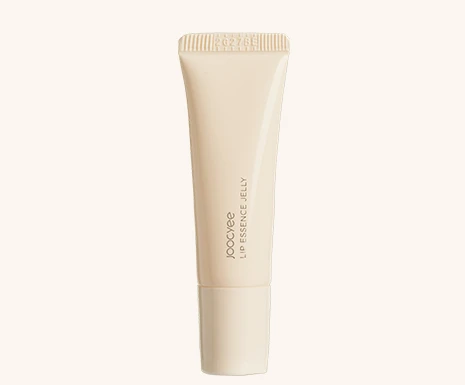 

Lip Balm Lip Guard Essence Balm Moisturizing and Nourishing