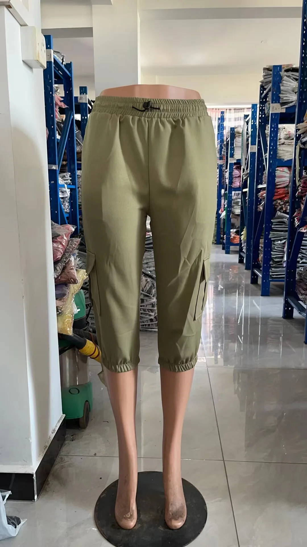 Casual women's capris 2024 summer fashion pocket design with drawstring high waisted tight fitting daily over knee workwear pant