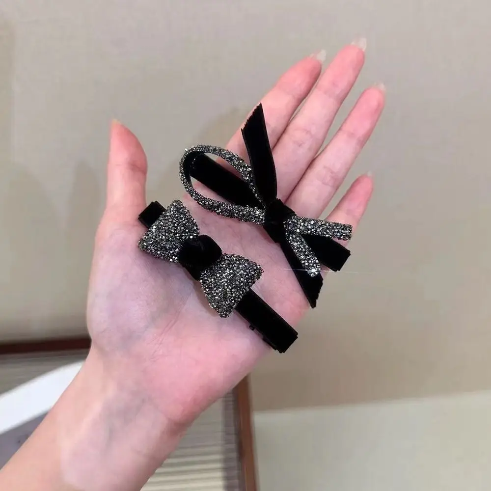 Schwarz rot Samt Bogen Haarnadel für Frauen Mädchen süße Strass Ente Rechnung Clip Pony Seite Clip Kopf bedeckung Haarschmuck – Detail 3