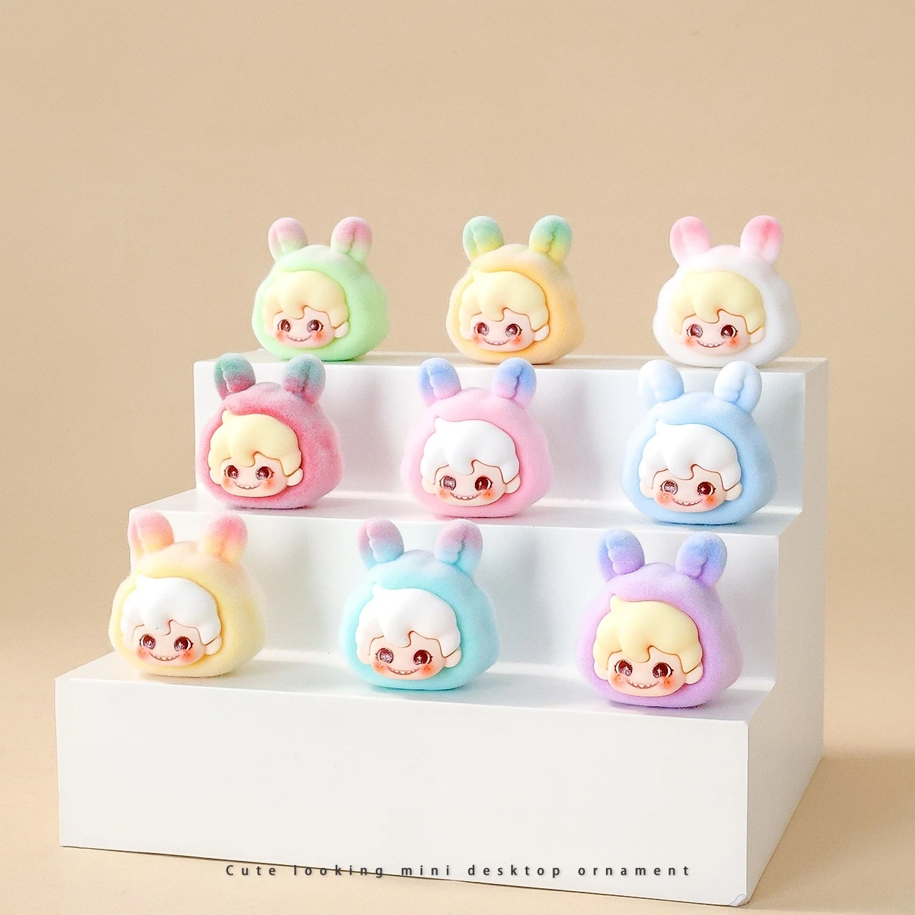 thumbnail image 1 of Caja ciega 9 Uds Dimoo Labubu encantador Anime figura de acción flocada colgante decorativo muñecas Kawaii de escritorio adornos de coche regalos de juguete, 1 of 4