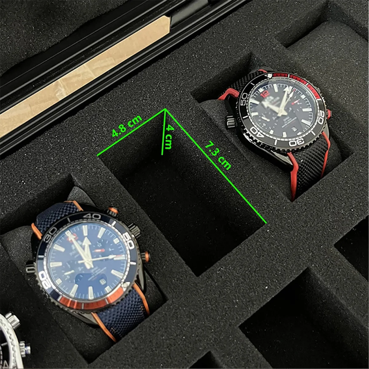 15 Slot Plastic Watch Case Portable Waterproof Watch Case Is Used To Store Watches Tool Box Thickened With Sponge Suitcase Tool