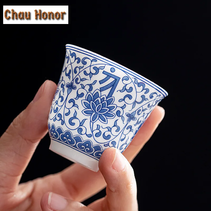 2pc/Set 50ML Blue And White Ceramic Teacup Handmade Flower Art Small Smelling Cups Kung Fu Tea Maker Master Cups Tea Ceremony