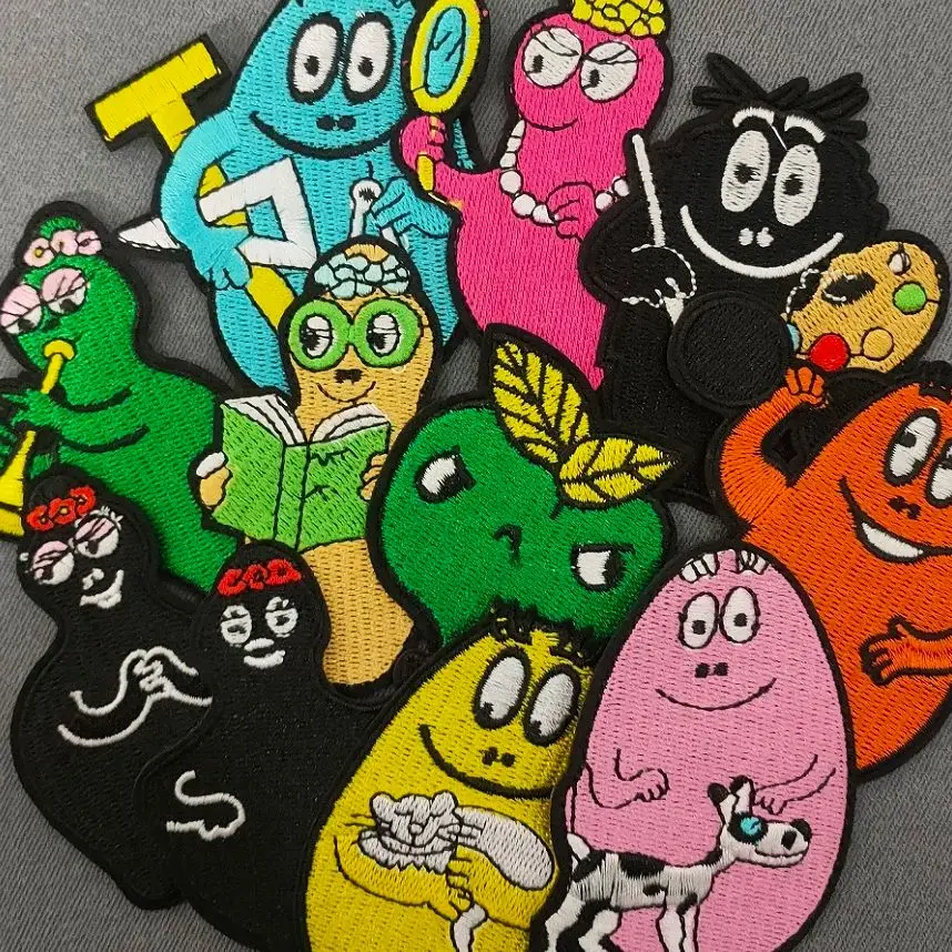 11Pcs Cartoon Les Barbapapa Series Iron On Patch Ricamata Per I Vestiti Del Bambino Jeans Hat Sticker Cucire Applique Da Stiro Fai Da Te