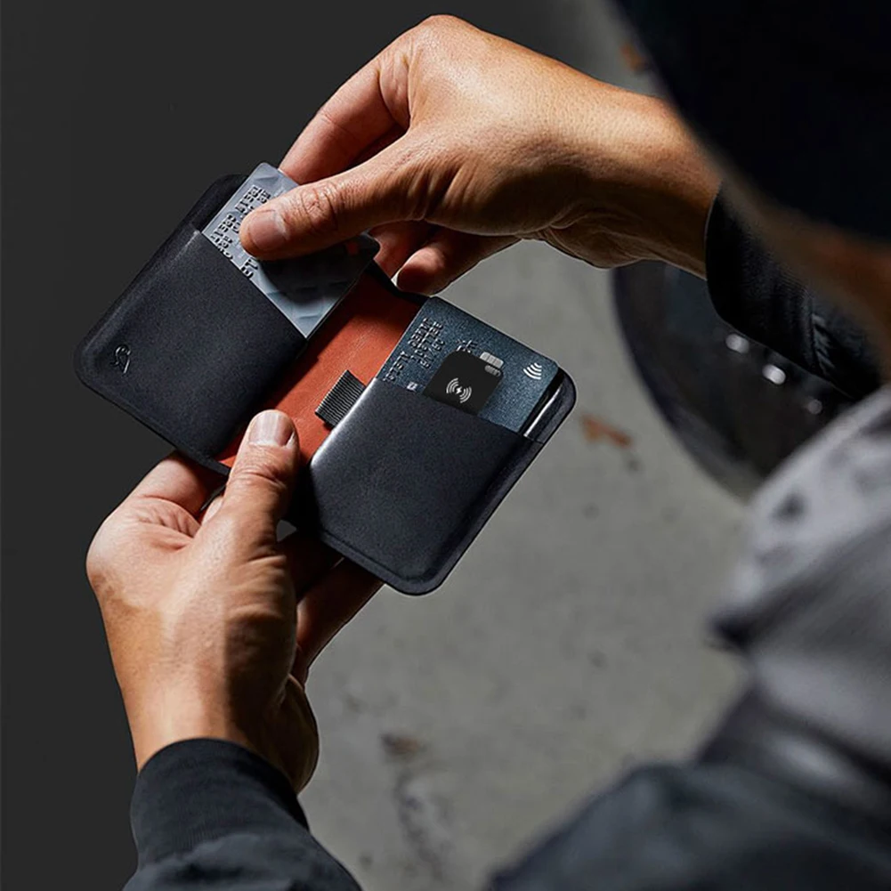 Wireless Charging Smart Tag Wallet Tracker IPX68 Waterproof Works For Apple Find My Wallet Anti-loss Card For Keys Suitcase Bag