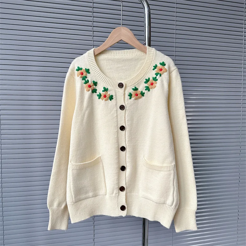 

gentle embroidery knitted cardigan sweater jacket women's autumn loose retro jumpers white color y2k clothes قميص نسائي