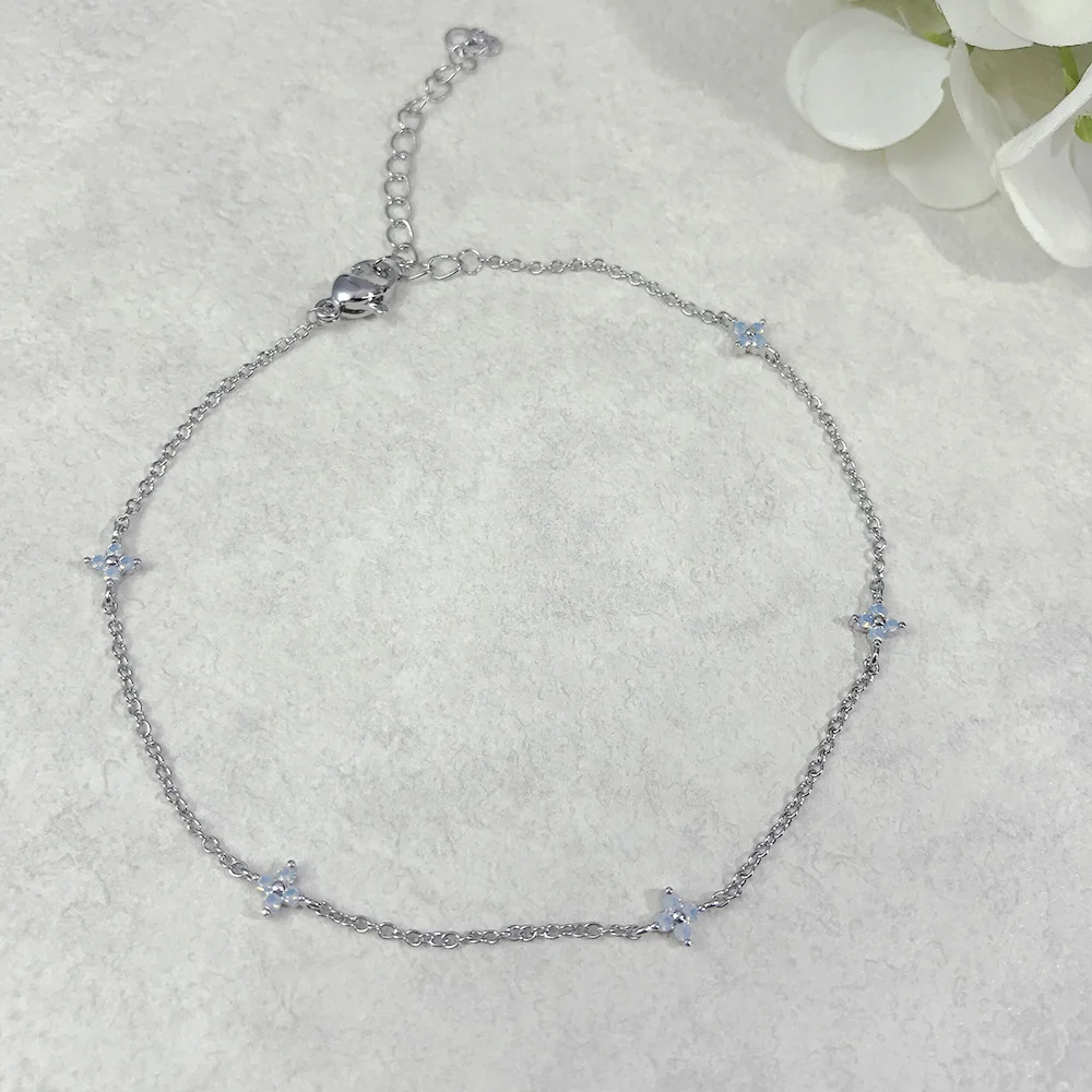 Four Leaf Clover Anklet Bracelet for Women Delicate Kpop Style Ctystal Thin Chains On Leg Summer Beach Accessories Gifts KDA003