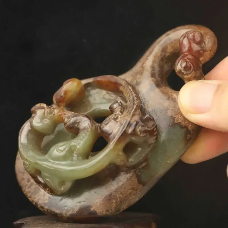 

Old China Natural hetian Jade Hand Carved statue of dragon pendant a