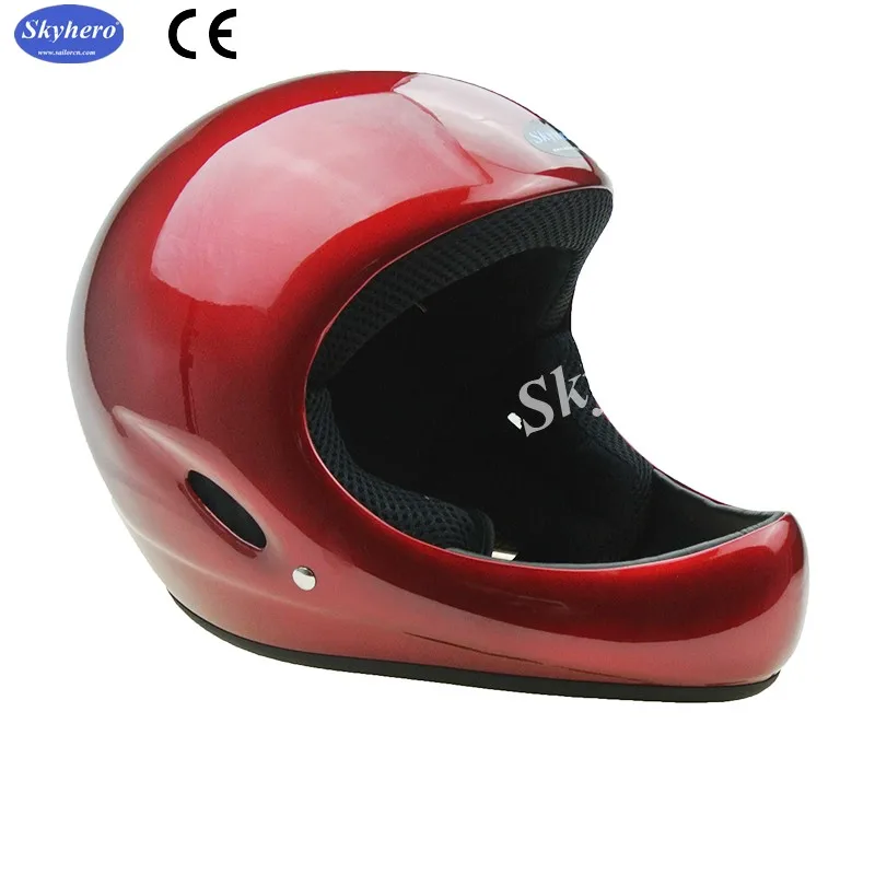 標準的なパラグライダーのヘルメット、ハンググライダーのヘルメット