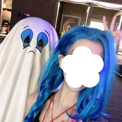 LOL Jinx Harz Kopfbedeckung Prop Cosplay Perücke Blaue Zöpfe Zöpfe Die Lose Kanone Synthetische Haar Halloween Party Rollenspiel Perücken – Detail 2
