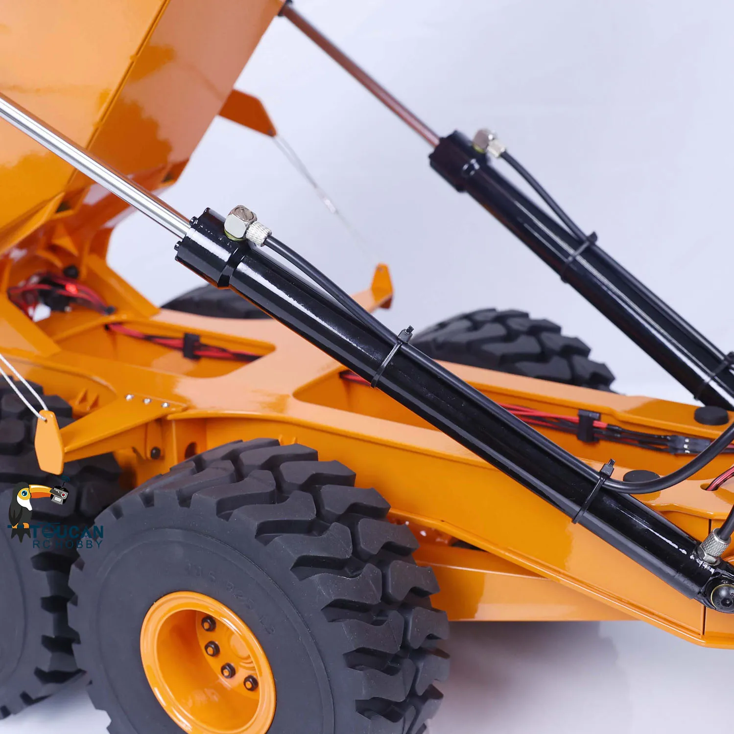 XDRC 1/14 RC Metal Hydraulic Articulated Truck RTR 6x6 Simulation I6S Radio Motor Model Sound Light System Toys TH21426 5