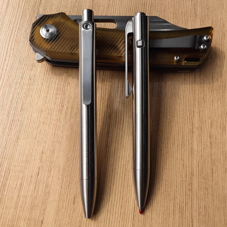 Mini Penna A Sfera In Titanio Puro Con Meccanismo Bolt Action, EDC Portachiavi, 2 Ricariche Incluse, In Elegante Scatola Regalo - 5