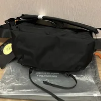 Sac bandoulière fonctionnel pour appareil photo Luxury Venture Sling 10L, unisexe, pour sports de plein air, sac de poitrine léger, sac de voyage et de fitness. 1
