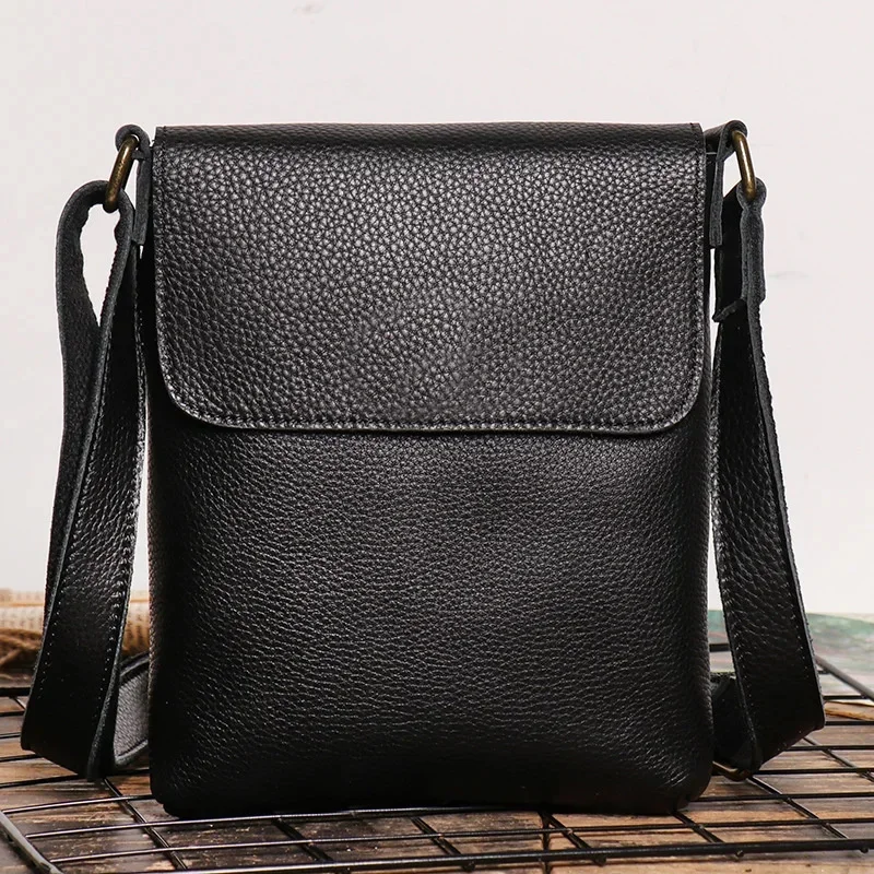 

Vintage Crazy Horse Cowhide Shoulder Bag Simple Crossbody Genuine Leather Men's Large Capacity iPad