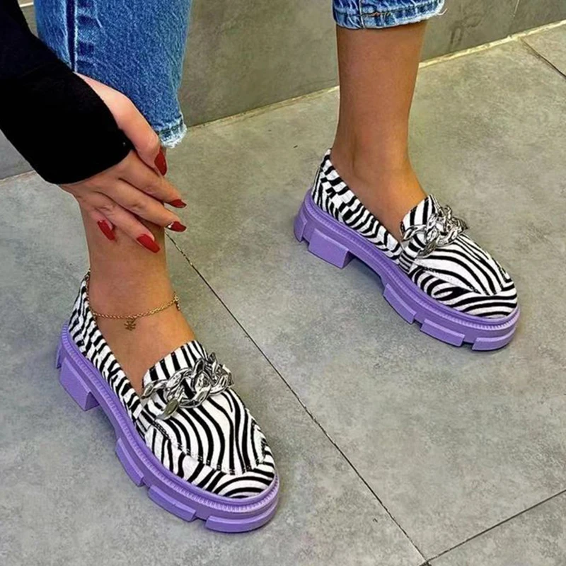 Leopard Women Shoes Metal Chain Spell Color Designer Shoes Fashion Platform Loafers New Size 43 Casual Lazy Sneakers Zapatillas 