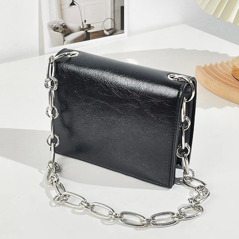 

With Female New Underarm Versatile Crossbody Small Square Bag