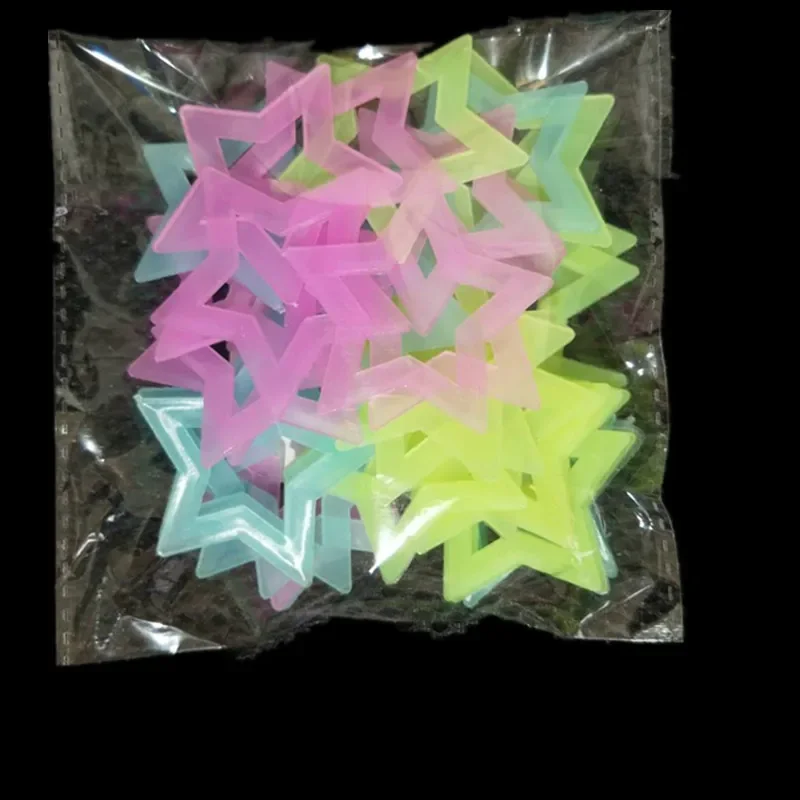 Description Picture 5 of itemCeiling Stickers Wall Home 3D Fluorescent Luminous Bedroom Baby Rooms Dark Stars Glow Kids Decor 100Pcs