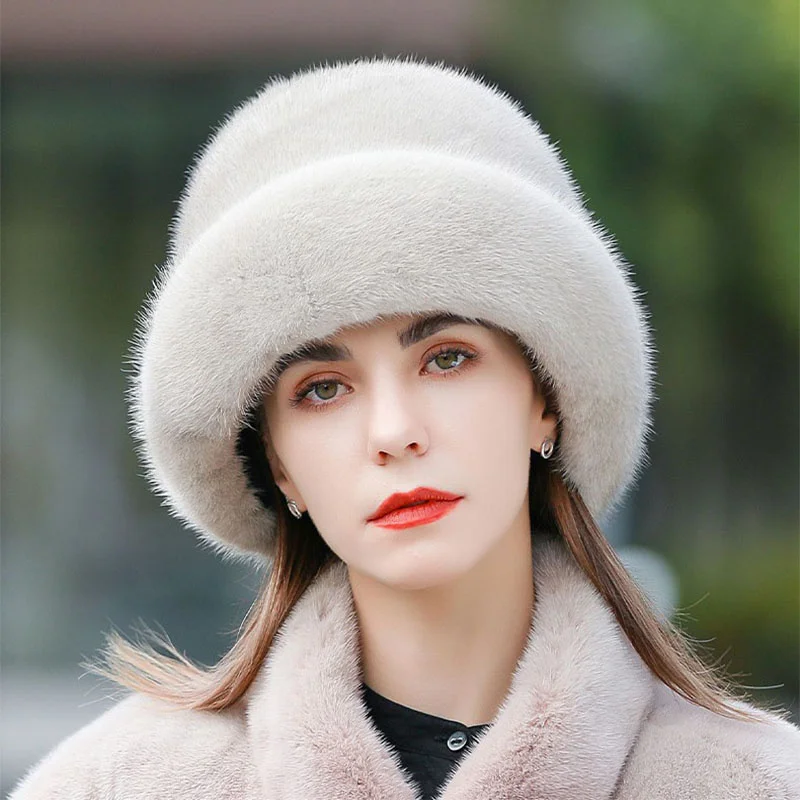 Рисунок 4 - Женская зимняя норковая шапка