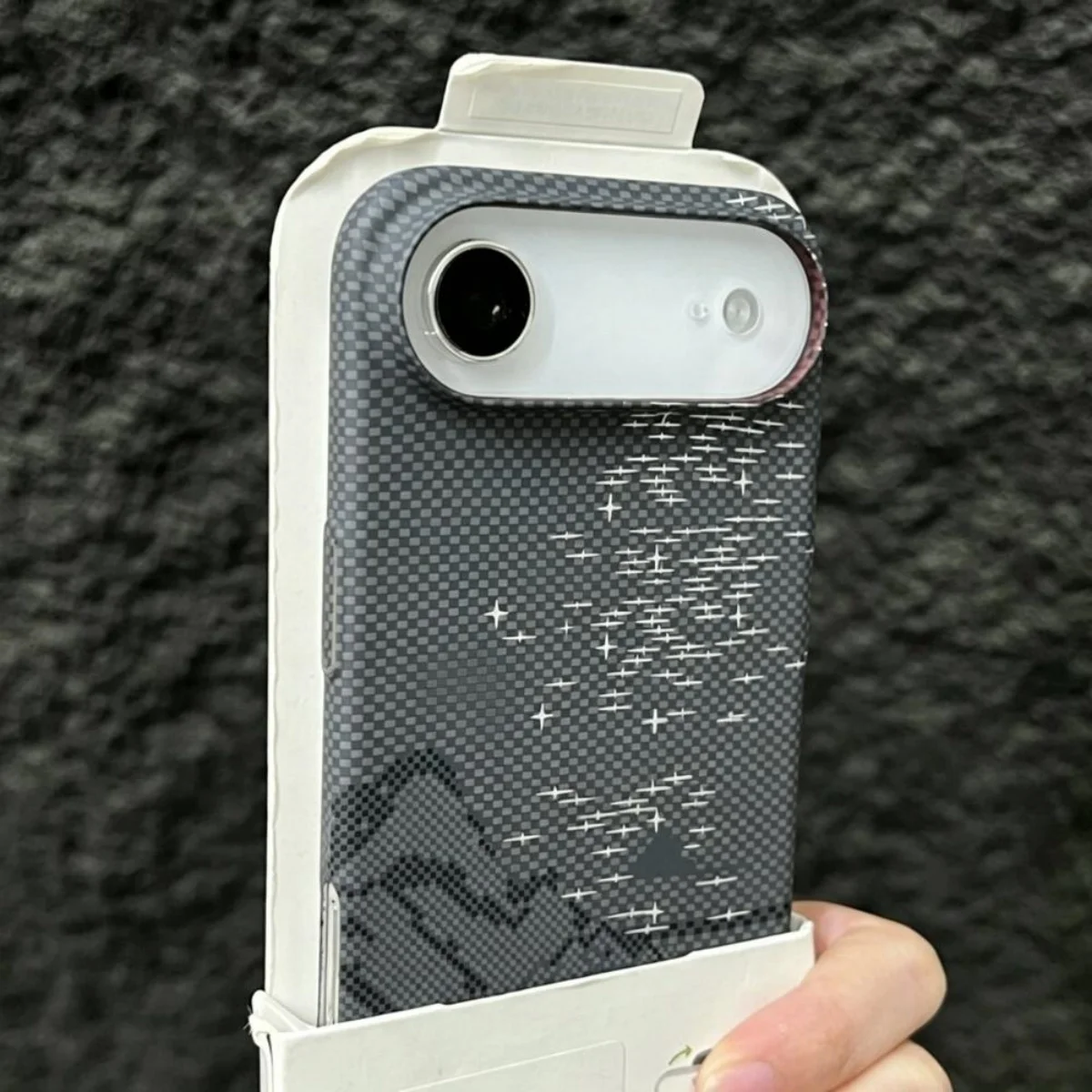 Luxury Carbon Fiber Kevlar Texture Phone Case with Mountain Island Starry Sky Design