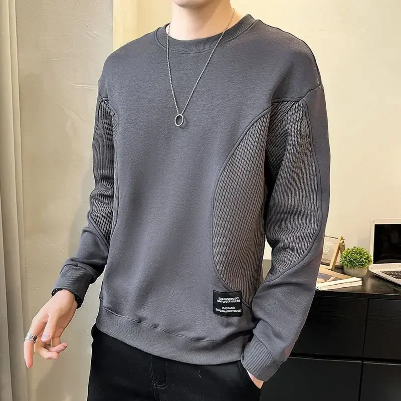 thumbnail image 1 of Sudadera negra tipo pulóver para hombre, cuello redondo, sin capucha, corte ajustado, ropa para hombre, cuello redondo, oferta de bienvenida, ofertas al por mayor, top, 1 of 4