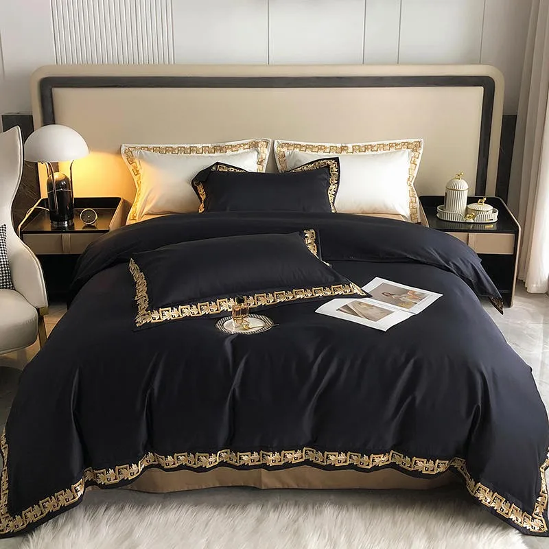 https://ae01.alicdn.com/kf/S5eae3ccd38ec410485160e844c251d99q/Baroque-Gold-Embroidery-Duvet-Cover-Black-White-1000TC-Egyptian-Cotton-Bedding-Set-Double-Queen-King-4Pcs.jpg