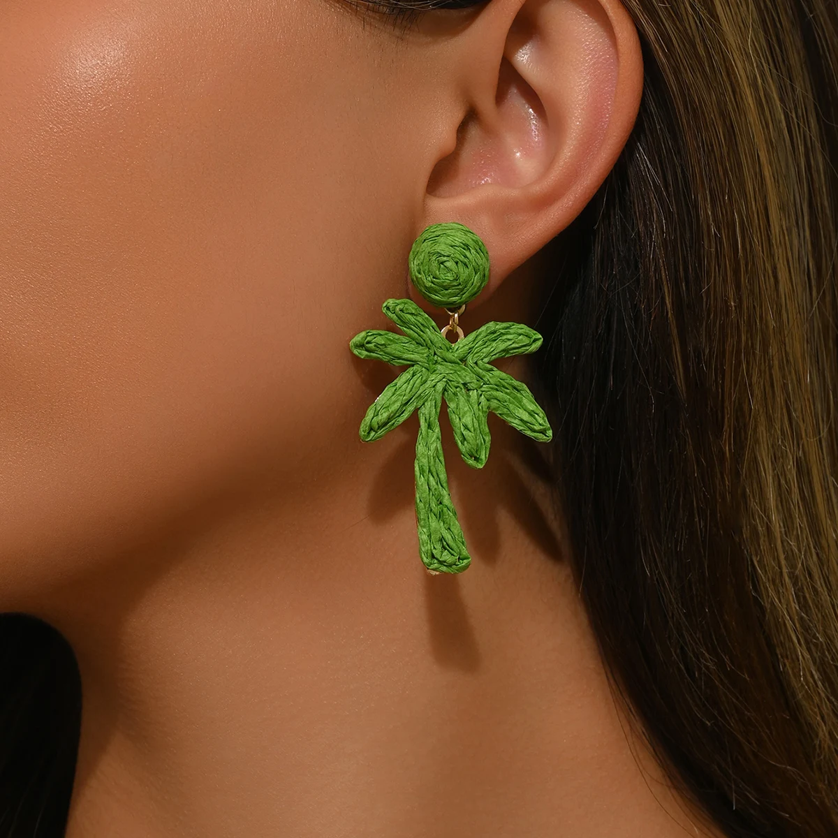 Bohemia Fashion Handmade Raffia Tree Drop Earrings for Women Summer Beach Plant Rattan Knit Hanging Earrings Party Jewelry Gift