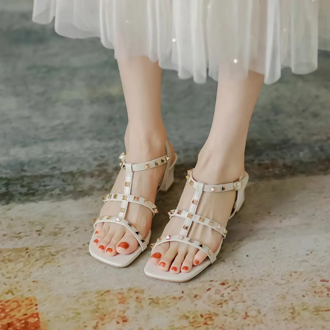 

2023 Sandals Low-Heeled Shoes With Strap Suit Female Beige Med New Low-heeled High Comfort Studded Block Outside Black Fashion G