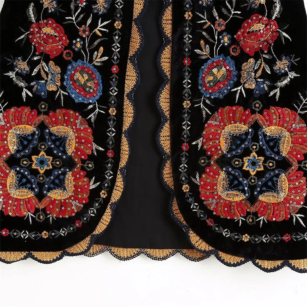 UNIZERA2023 Autumn New Women's Fashion Casual Versatile Lace Embroidery Sequin Velvet Vest Vest Vest 4