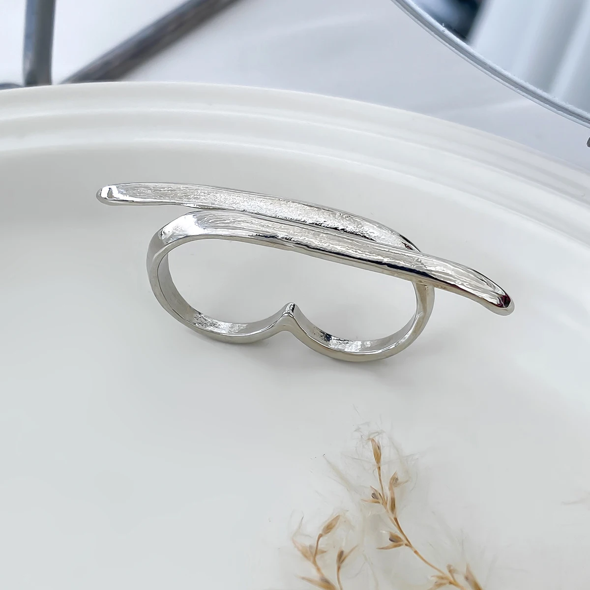Ingemark Übertrieben Liebe Herz Unregelmäßige Einstellbare Ringe Frauen 2024 Trend Punk Geometrische Hohl Offenen Ring Party Schmuck Geschenke – Detail 9