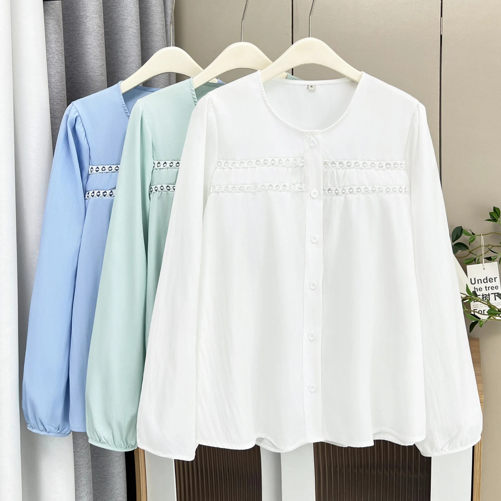 Plus Size Women's Blouses New Autumn Style Lace Patchwork Long Sleeve Shirt 326
