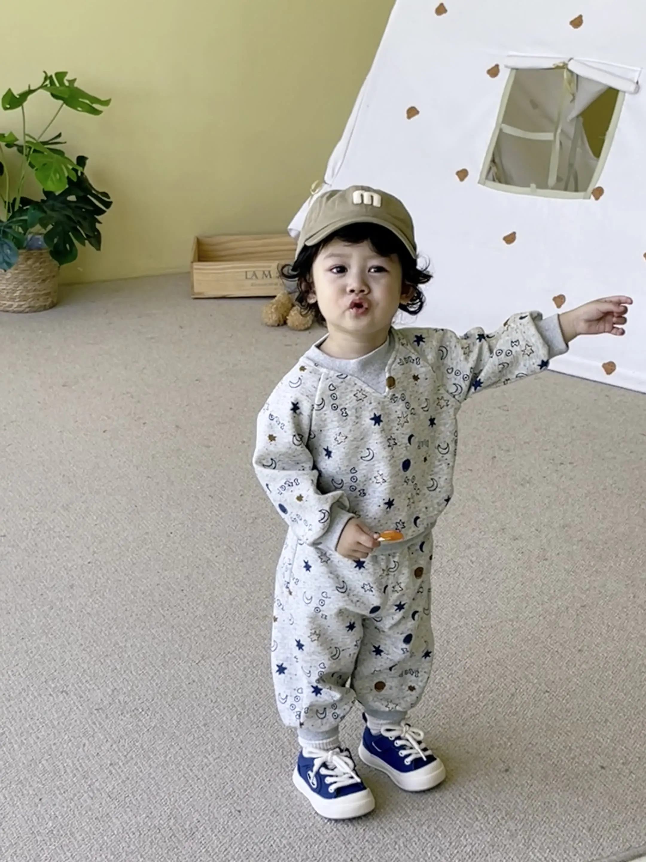 Kids Planet Print Hoodie and Pants Track Suit