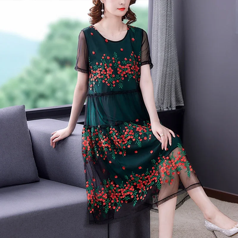 

2022 New Women Short Sleeve Embroidery Flower High Waisted A Line Mesh Dress , Woman Clothes Elegant Flower 4xl 5xl Dresses